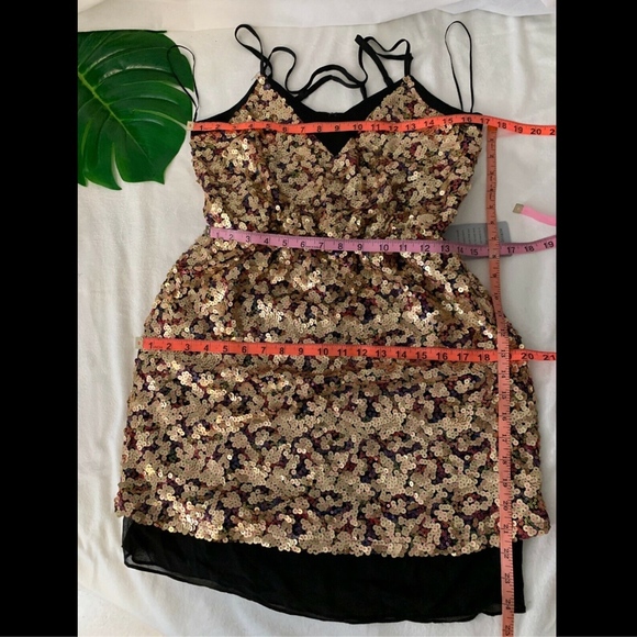 NWT $106 Adelyn Rae Becca Sequin Minidress in Gold [SZ Small‎ ] - Picture 8 of 8